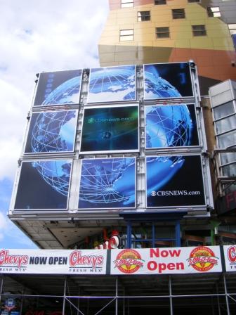 Vallas publicitarias en Cali Colombia. Publicidad en vallas en Cali Colombia.